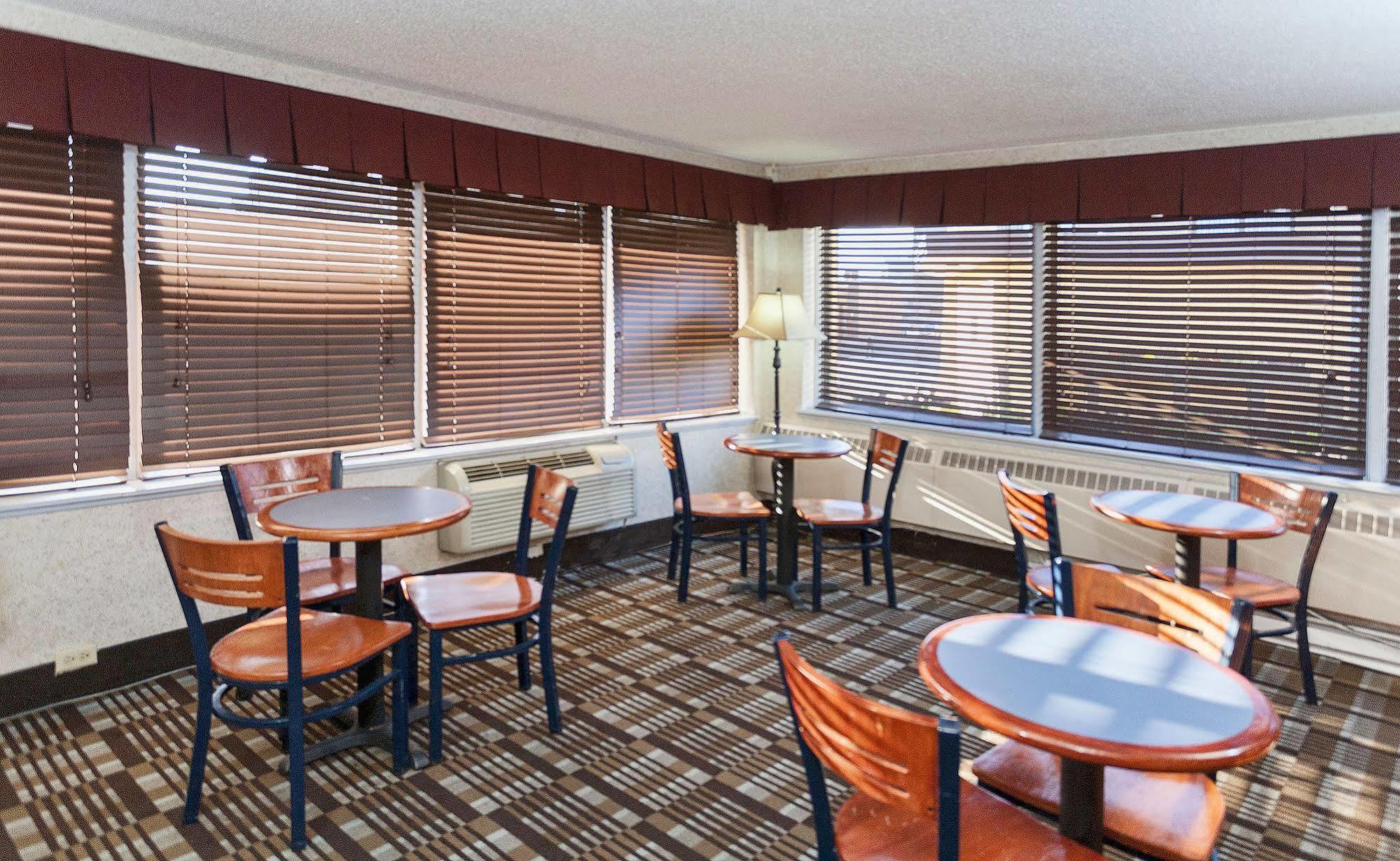 Downtown Duluth Inn Dış mekan fotoğraf