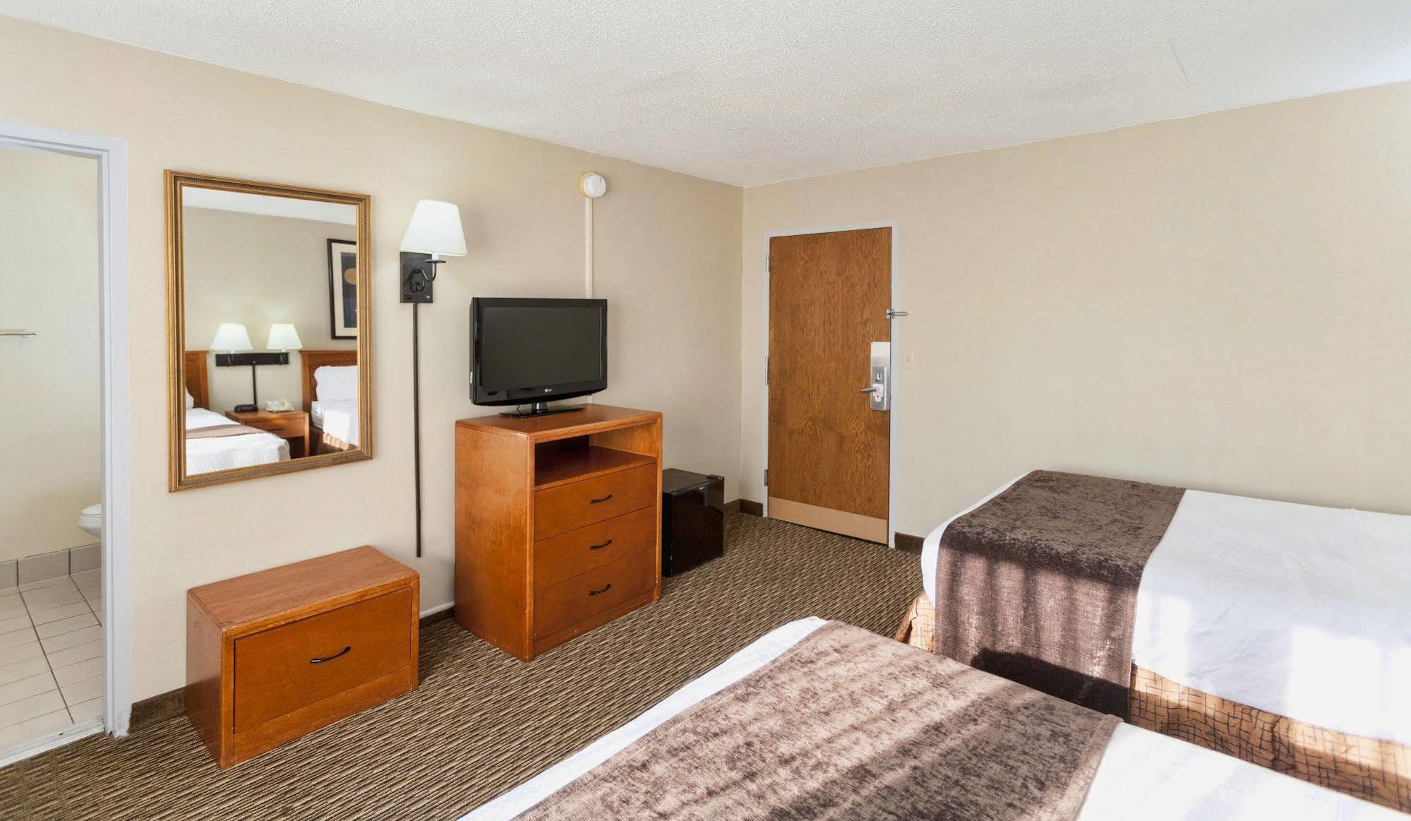 Downtown Duluth Inn Dış mekan fotoğraf